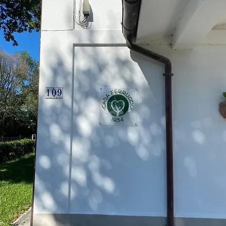 Casa Ferruccio - بيزارو